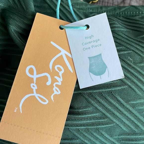 Kona Sol Women’s Green Puckered One Piece High Coverage Bathing Suit NEW 16W - Picture 10 of 14